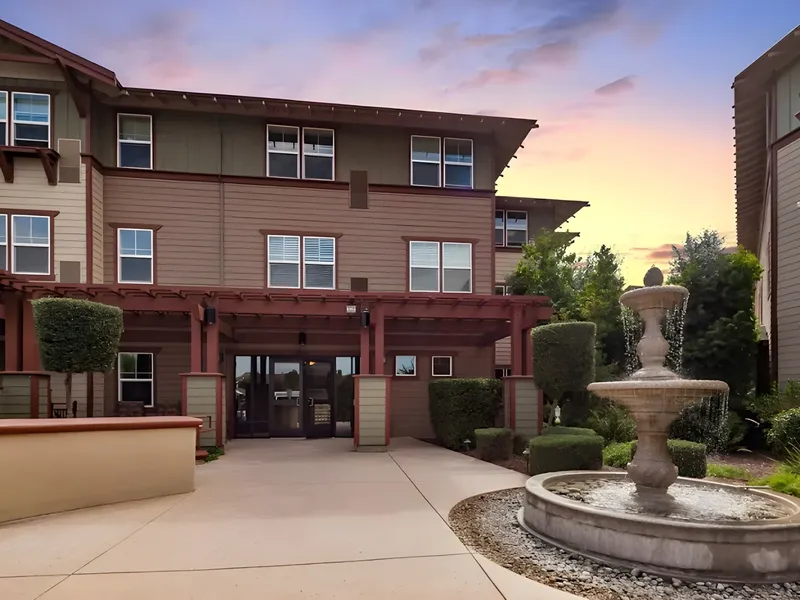 Merrill Gardens at Gilroy photo 3