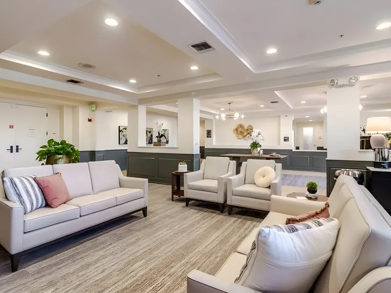 Merrill Gardens at Gilroy photo 5