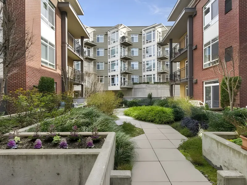 Merrill Gardens at Kirkland photo 5