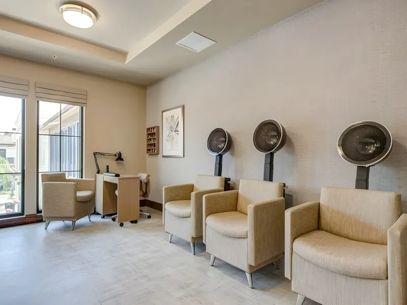 Merrill Gardens at Rancho Cucamonga photo 8