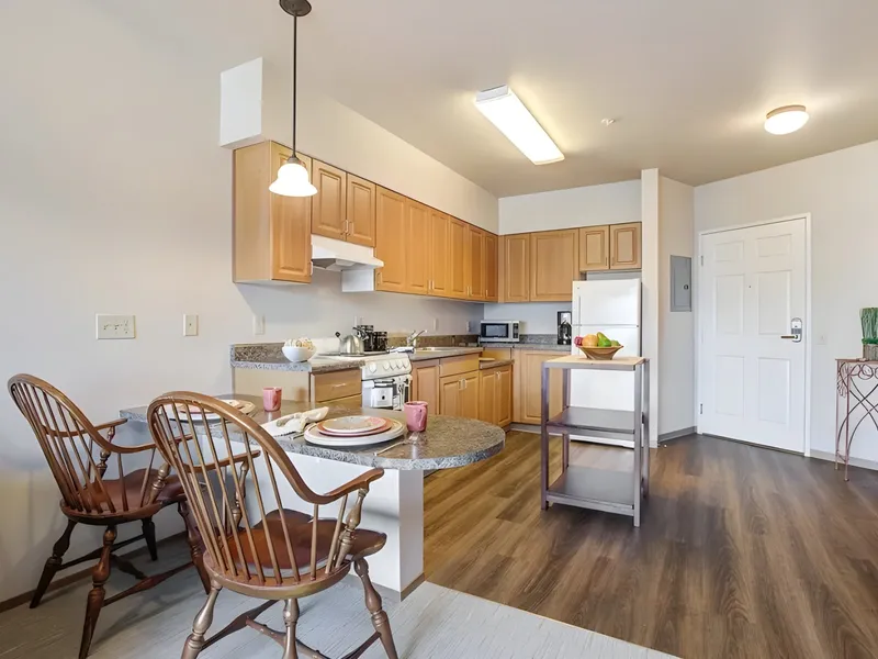 Merrill Gardens at Renton Centre photo 7