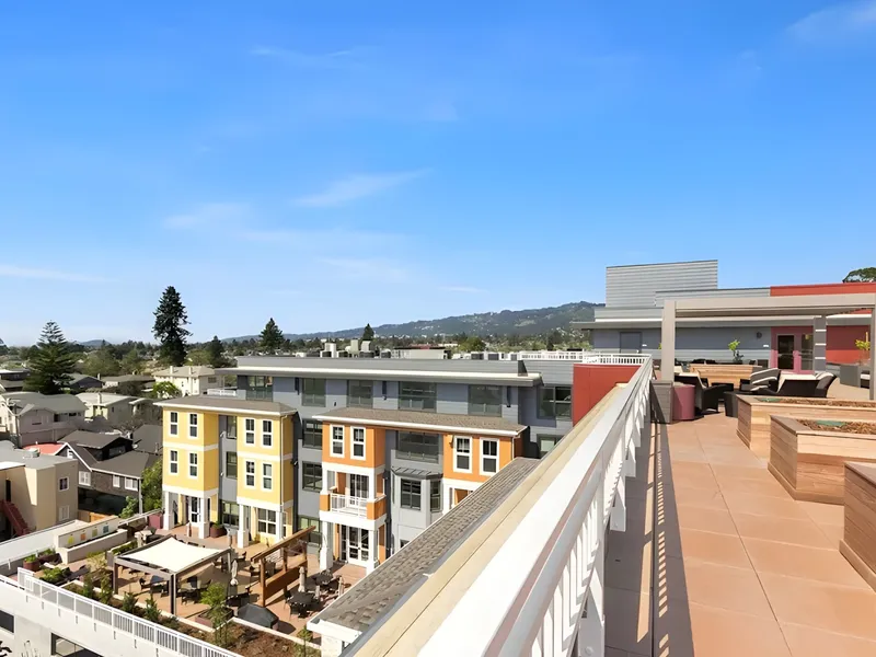 Merrill Gardens at Rockridge photo 2