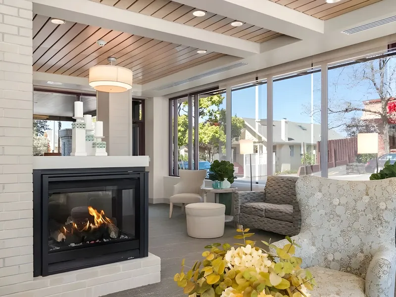 Merrill Gardens at Rockridge photo 7