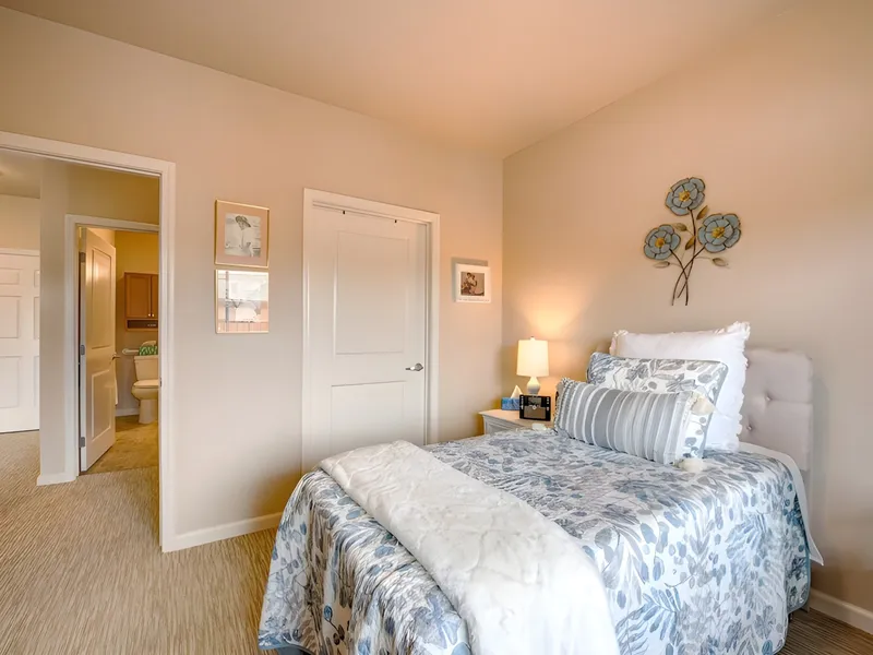 Merrill Gardens at Santa Maria photo 3