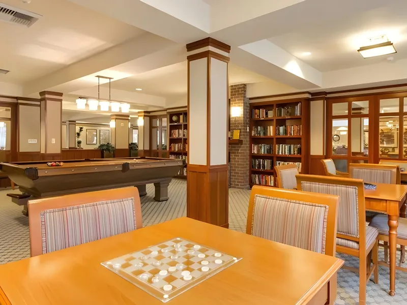 Merrill Gardens at The University photo 6