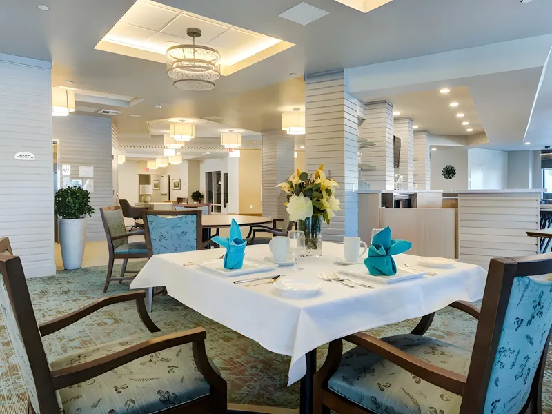 Merrill Gardens at West Covina photo 7