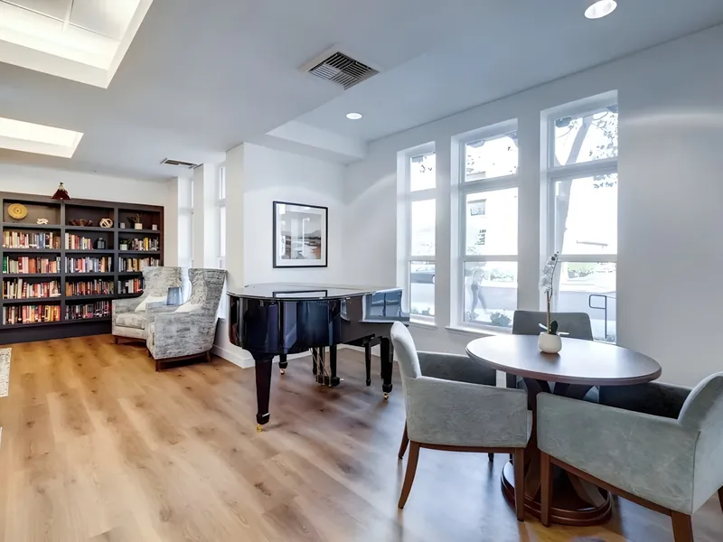 Merrill Gardens at Willow Glen photo 4