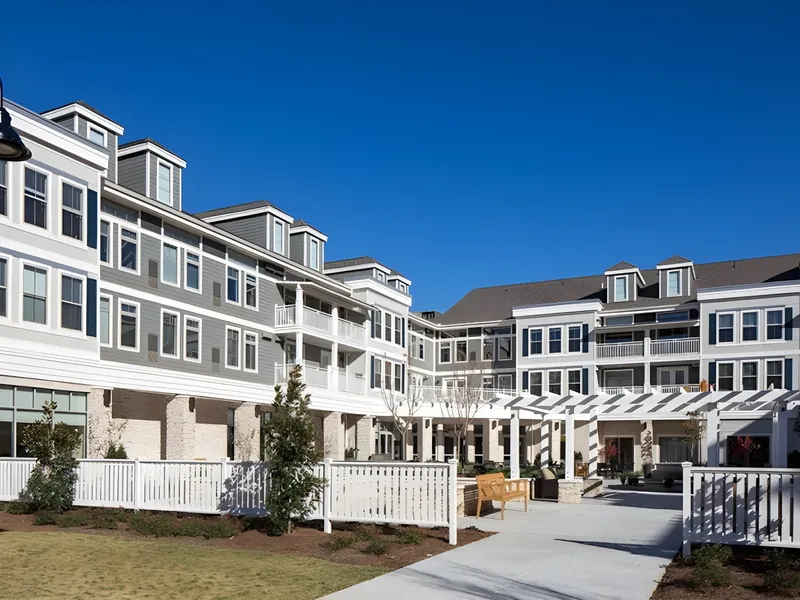 Merrill Gardens at Woodstock photo 2