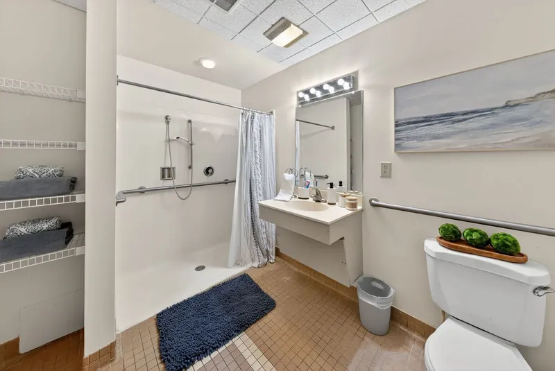 Milford Place photo 4