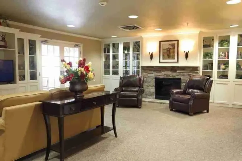 Mill Creek Alzheimer’s Special Care Center photo 5