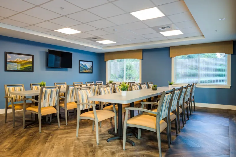 Mirror Lake Village Senior Living Community photo 8