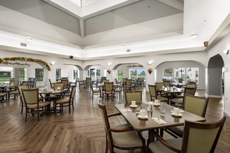 Mission Commons photo 5