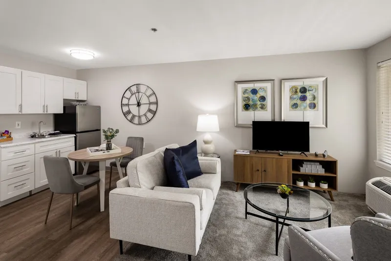 Monarch Estates photo 4