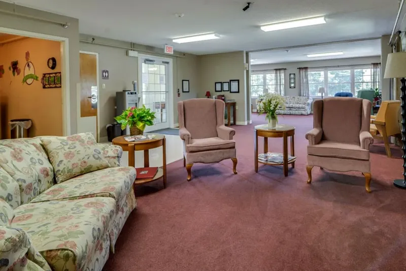 Montgomery Place photo 2