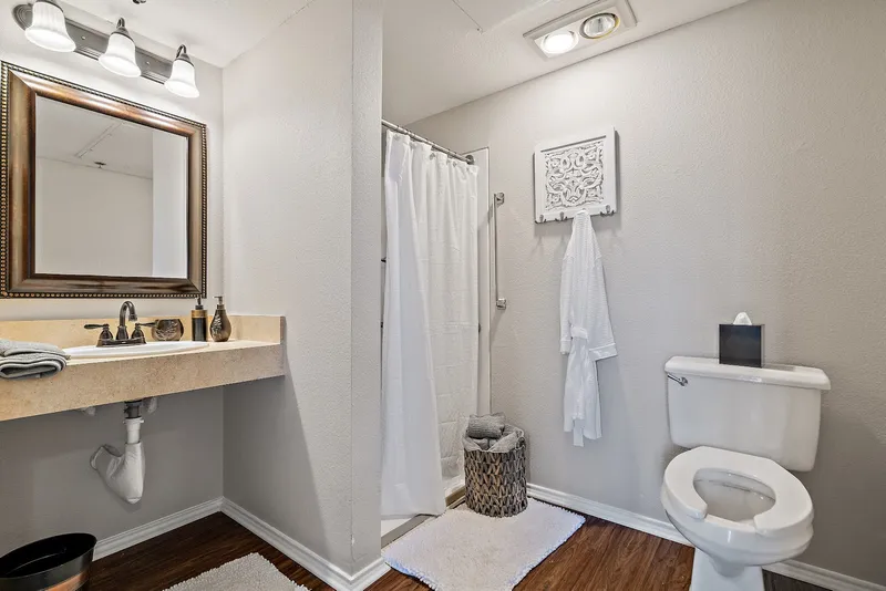 Morada Burleson photo 6