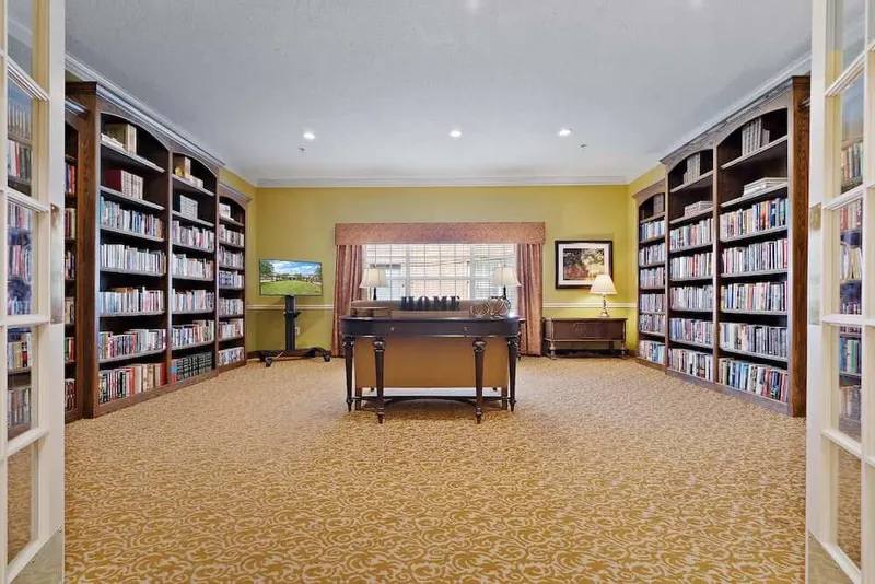 Morada Lake Arlington photo 3