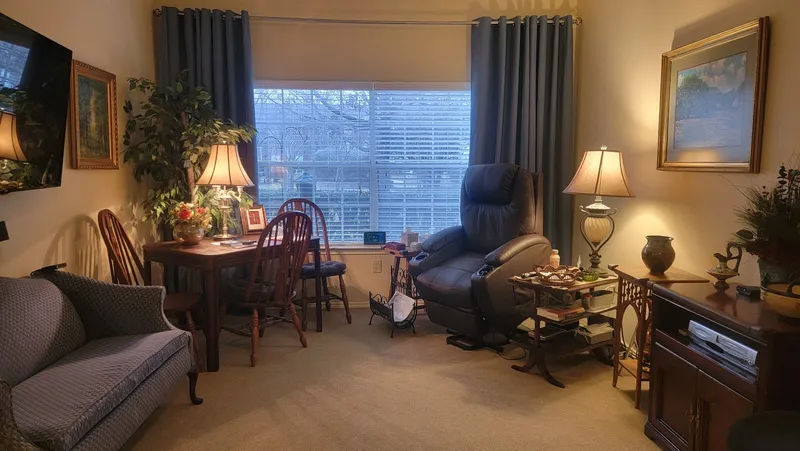 Morada Lake Arlington photo 8