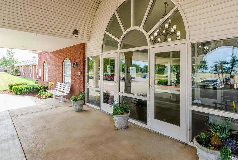 Morada Lawton photo 2