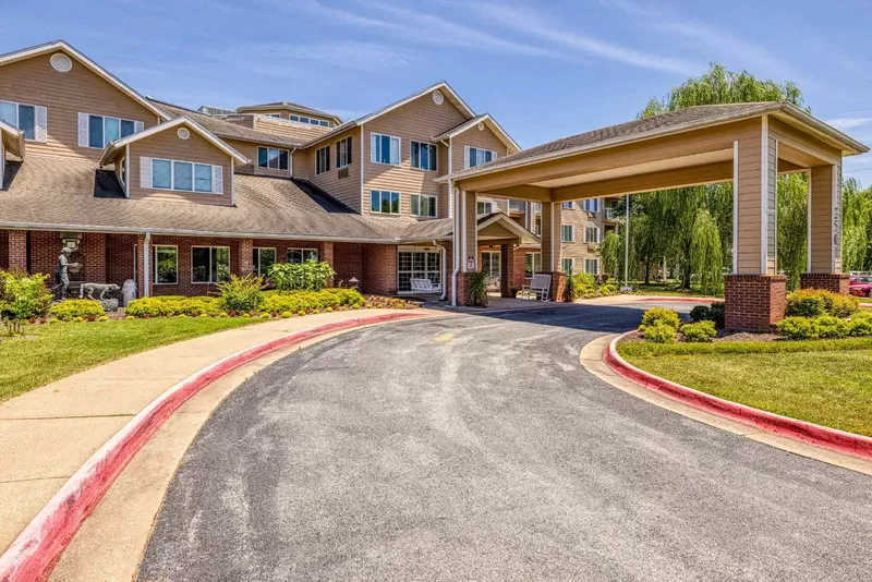 Morada Rogers photo 3