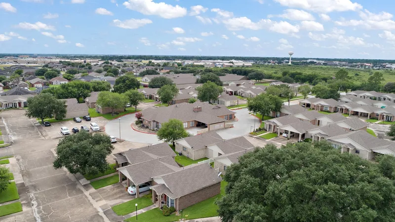 Morada Victoria East photo 9