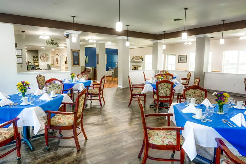 Morrow Heights Assisted Living - senior living in Rogue River, Oregon - photo 10