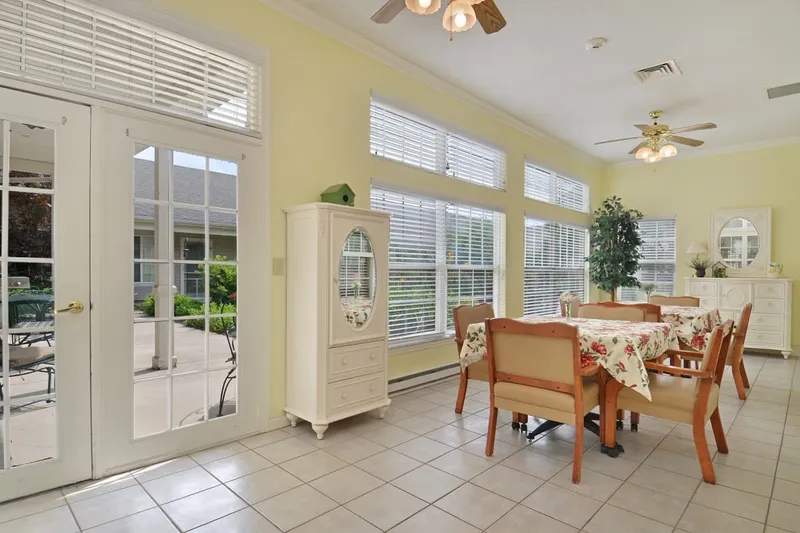 Muncie Estates Senior Living photo 5