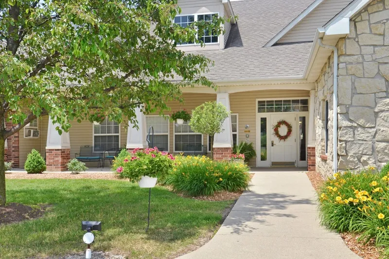 Muncie Estates Senior Living photo 8