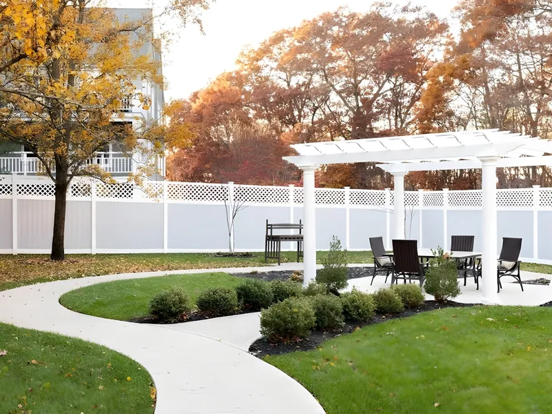 New Pond Village photo 7