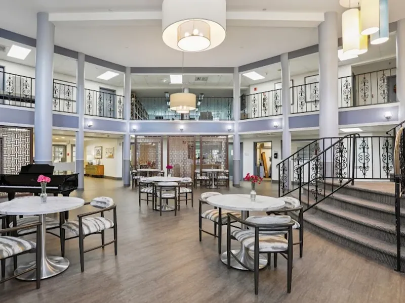 Nouveau Marc by Barclay House photo 5