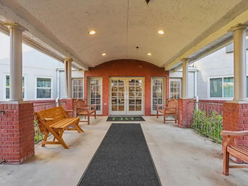 Nouveau Marc by Barclay House photo 7