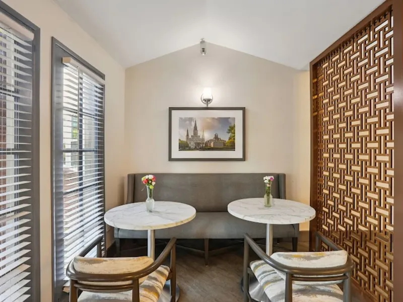 Nouveau Marc by Barclay House photo 8