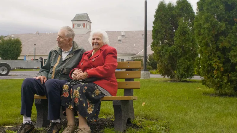 Oak Leaf Manor North Senior Living photo 6