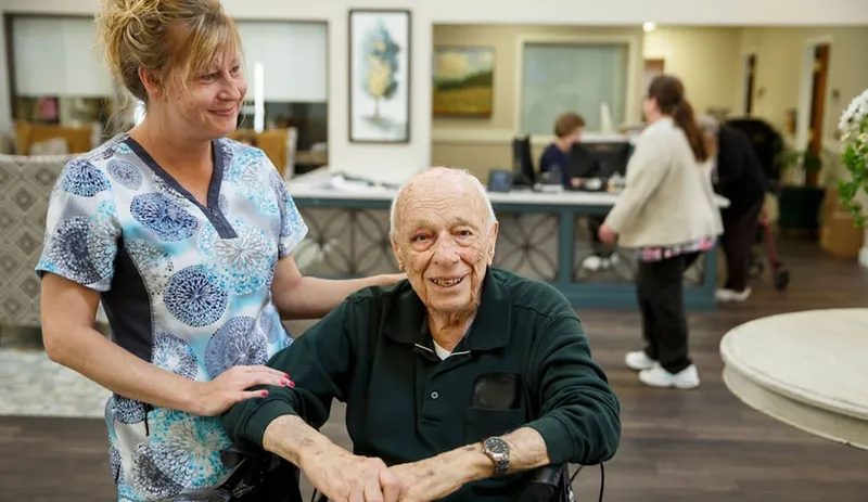 Oak Leaf Manor North Senior Living photo 7