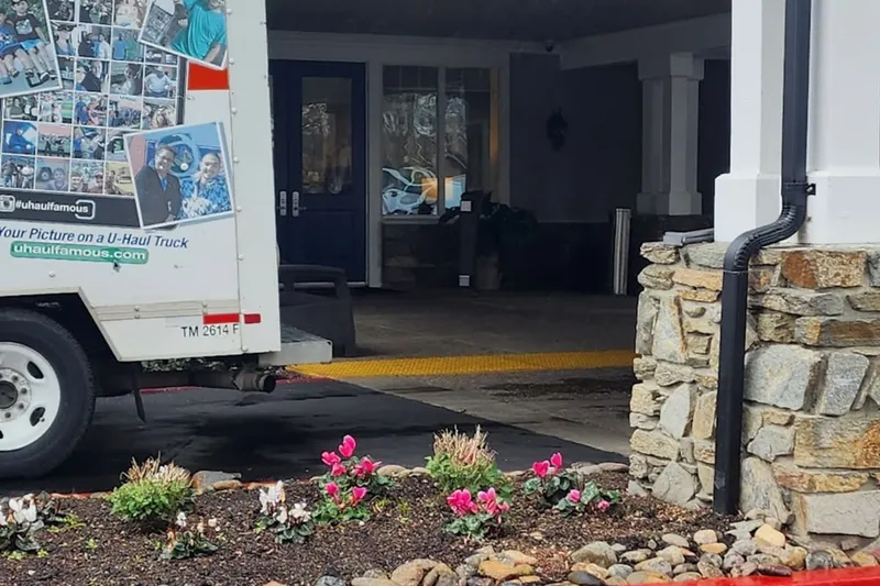 Oakmont at Brookside photo 5