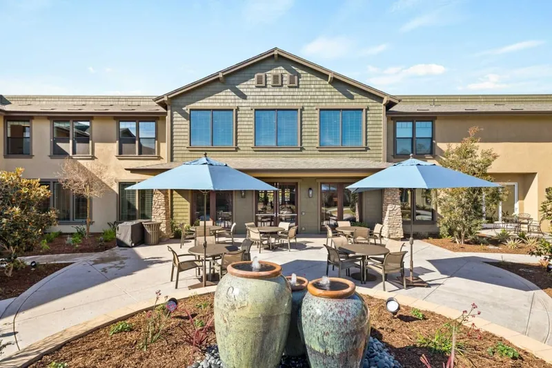 Oakmont of Agoura Hills photo 2