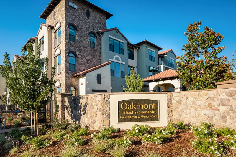 Oakmont of East Sacramento photo 4