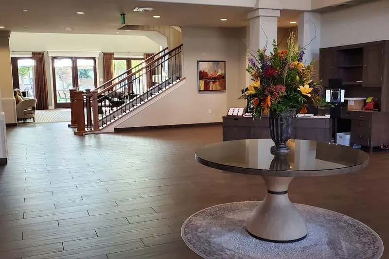 Oakmont of East Sacramento photo 5