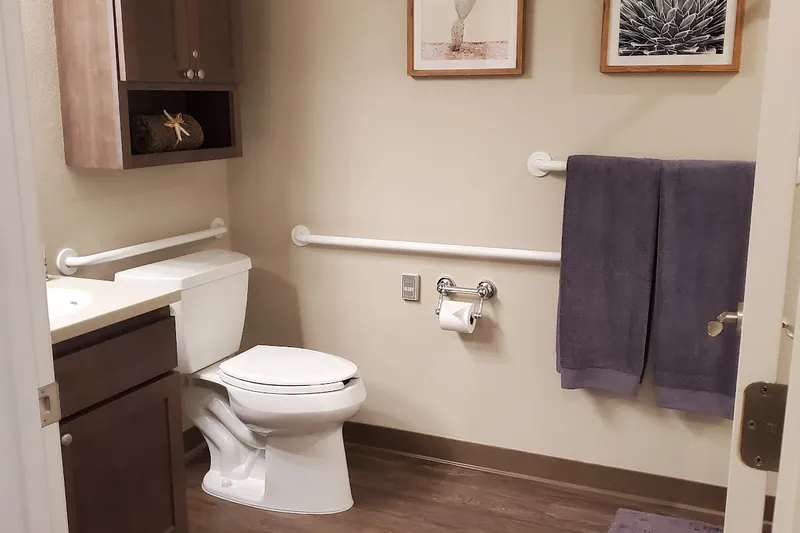 Oakmont of Huntington Beach photo 7