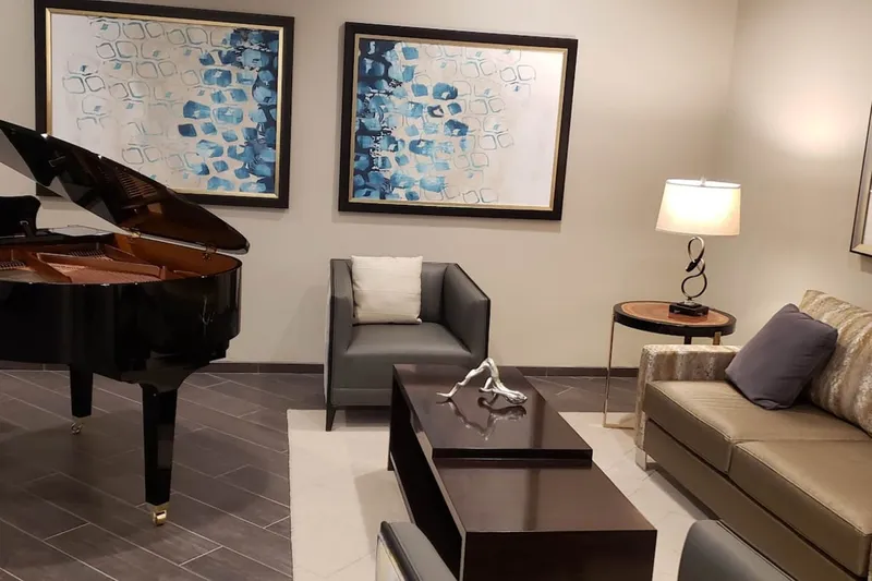 Oakmont of Huntington Beach photo 8