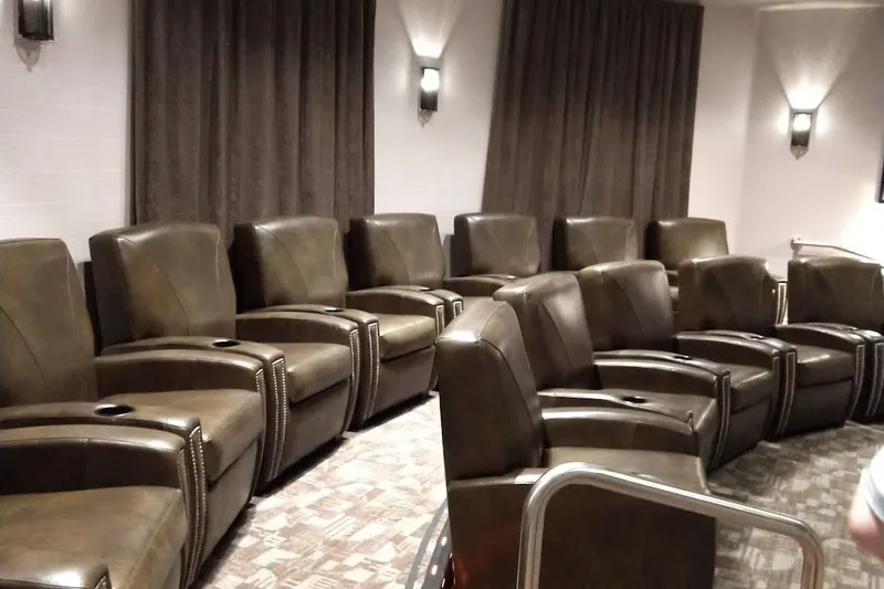 Oakmont of Orange photo 8