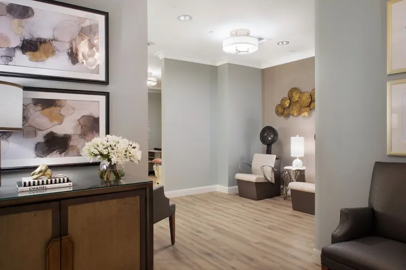 Oakmont of Redwood City photo 8