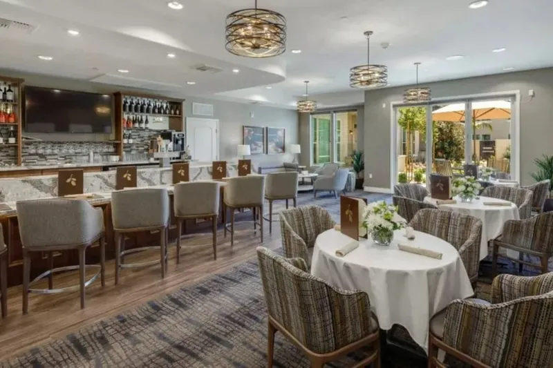 Oakmont of Riverpark photo 3