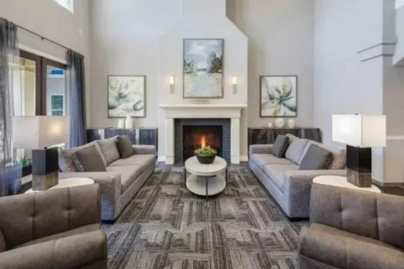 Oakmont of Riverpark photo 6