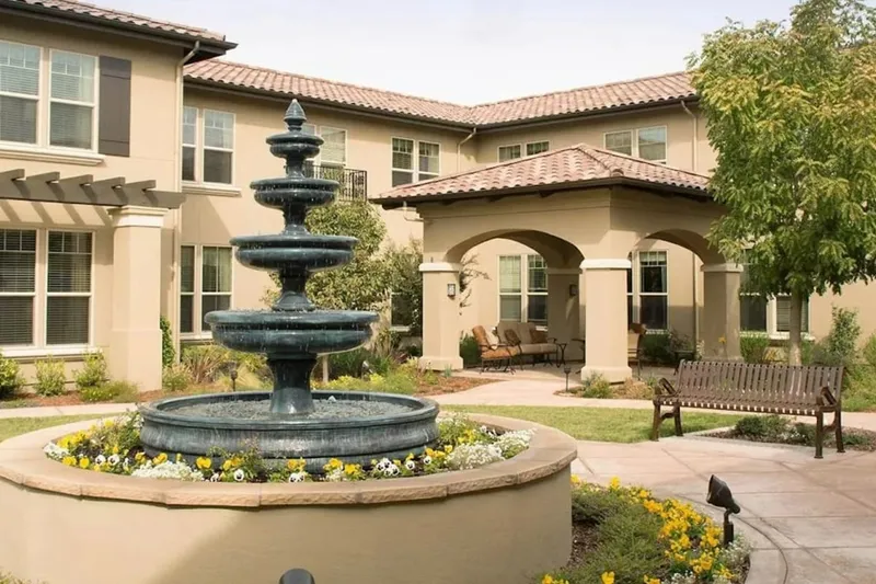 Oakmont of Roseville photo 5