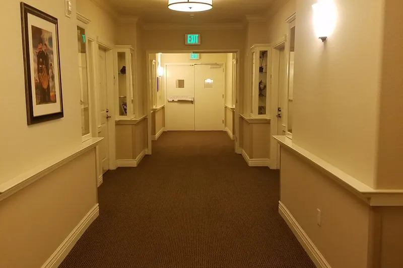 Oakmont of San Antonio Heights photo 3