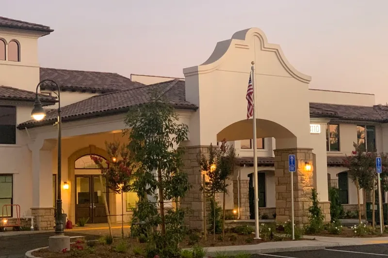 Oakmont of Simi Valley photo 10