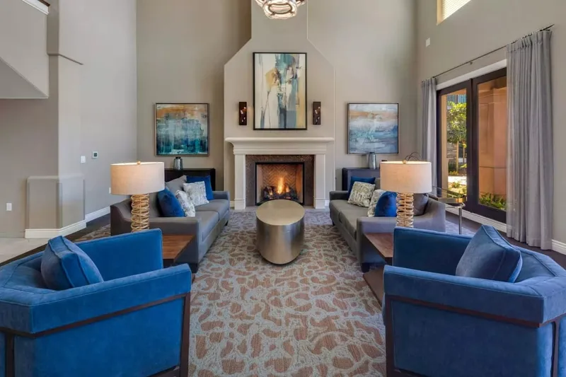 Oakmont of Valencia photo 4