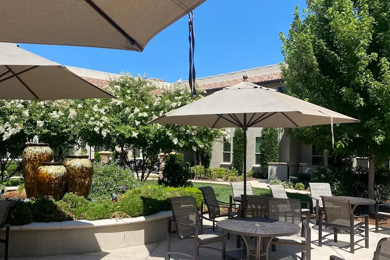 Oakmont of Westpark photo 7