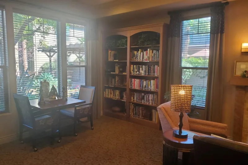 Oakmont of Whittier photo 5