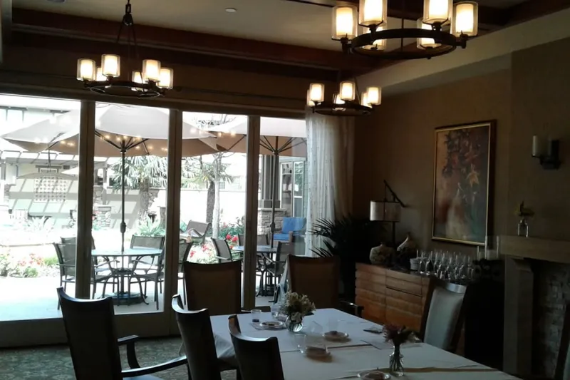 Oakmont of Whittier photo 8